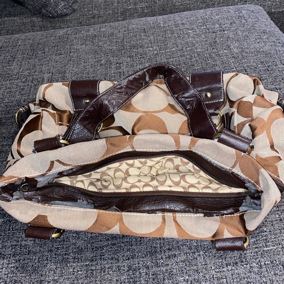 COACH brown & tan handbag - Picture 7 of 9